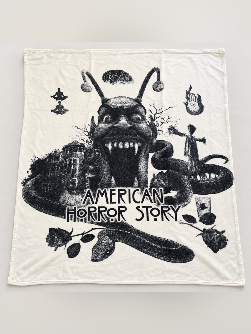 American Horror Story 2015 Graphic Throw Blanket AHS Horror Halloween
